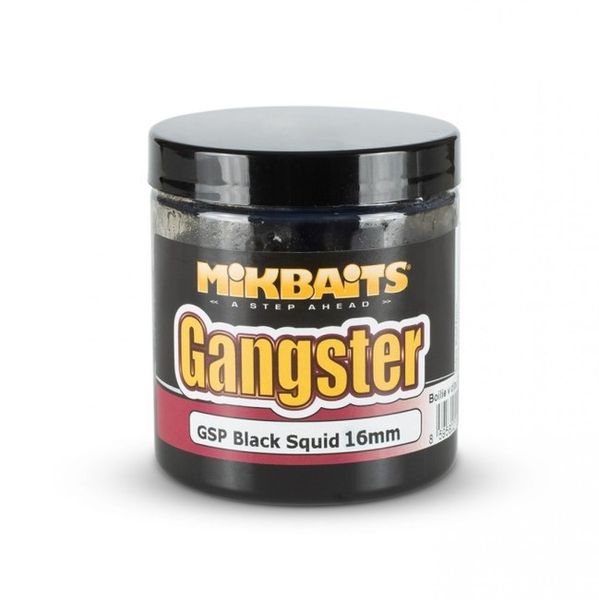 MikBaits Boilies v dipu 16mm Gangster GSP Black Squid 250ml